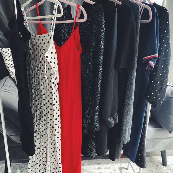 Dress - declutter , L-XL ( Zara,H&M,Aritzia) - Picture 1 of 10